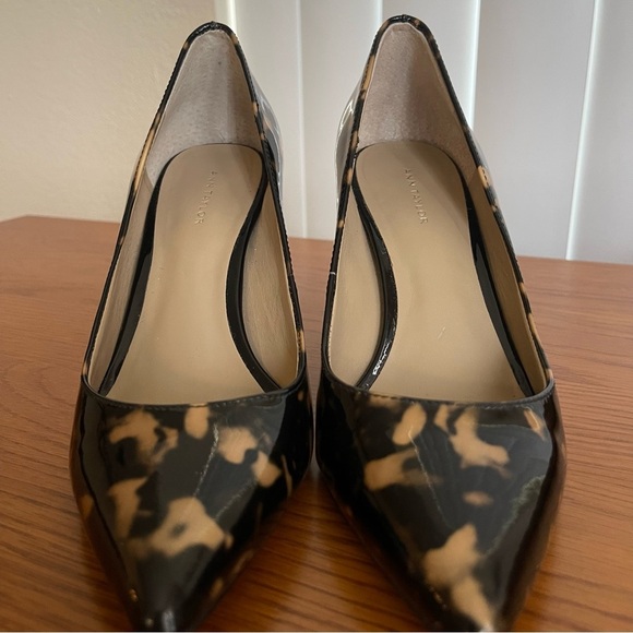 Ann Taylor Mila Tortoiseshell Print Pumps Size 6 - Picture 7 of 16